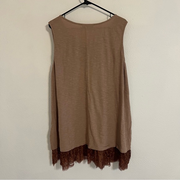 LOGO embroidery top/blouse - Picture 7 of 8